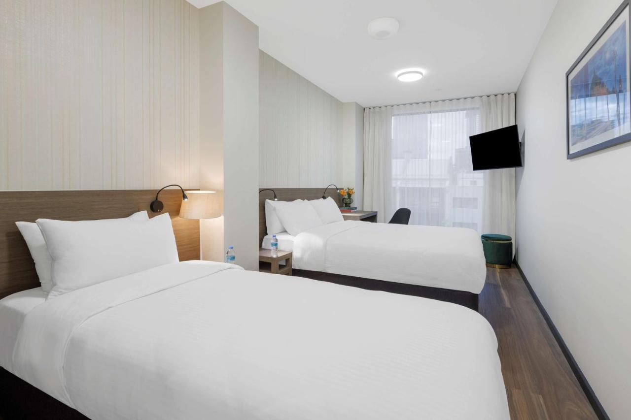 Best Western Queen Victoria Market Hotel Melbourne Exterior photo