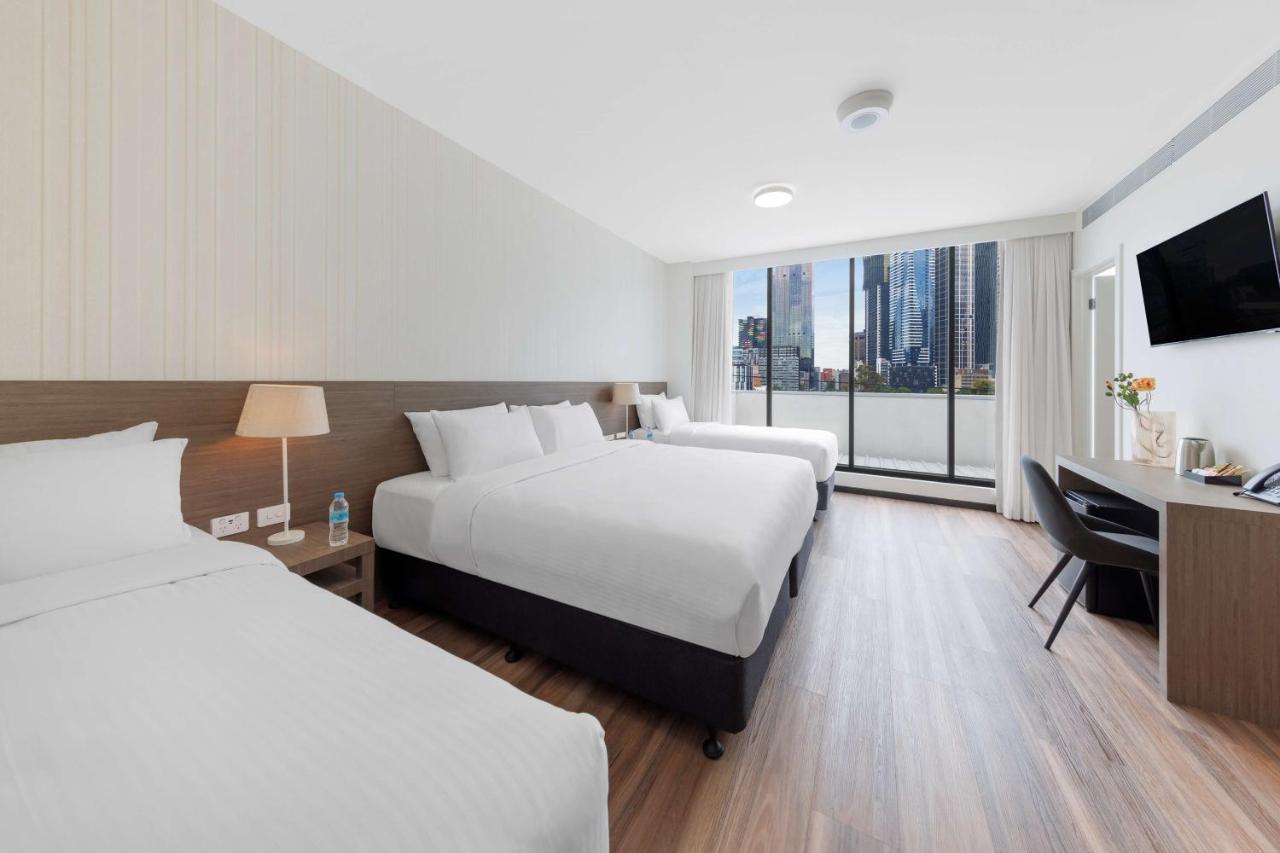Best Western Queen Victoria Market Hotel Melbourne Exterior photo